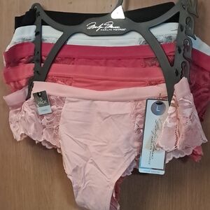 Marilyn Monroe Lace Panty 5 Pack Set - Pink, Red, Black